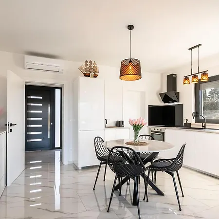 Holiday home Beautiful In Lumbarda