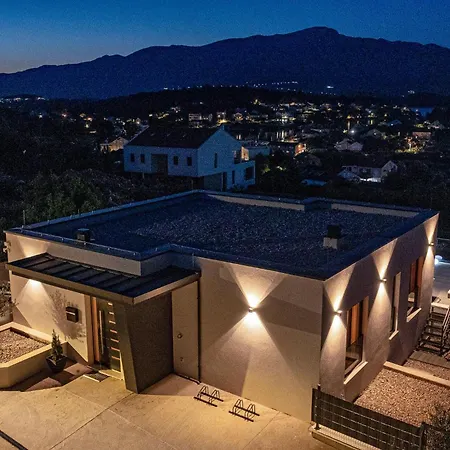 Beautiful In * Lumbarda