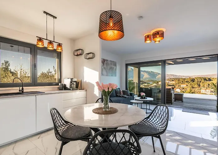 Beautiful In Lumbarda