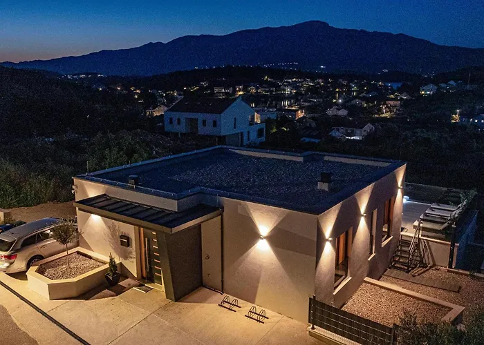 Beautiful In * Lumbarda